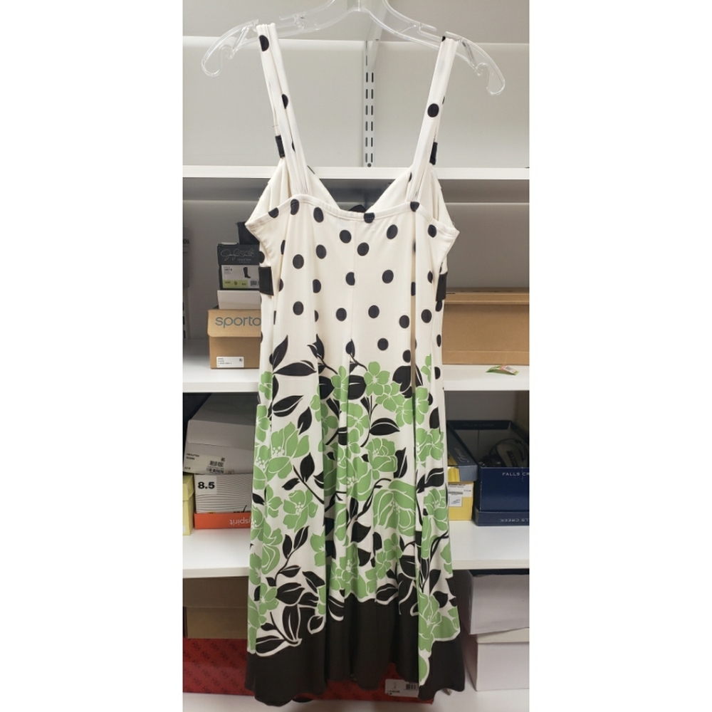 Dress - Picture 2 of 3